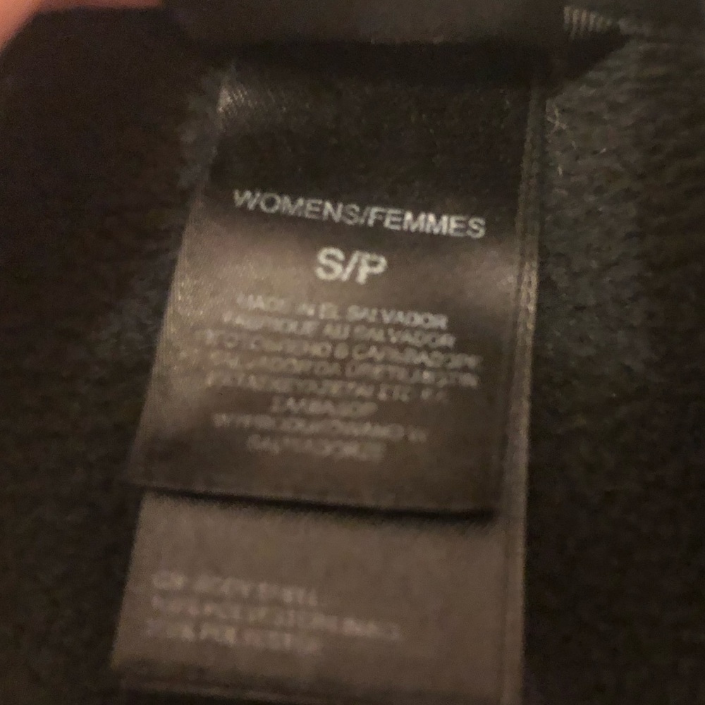 ❄️ Women’s North Face fleece ❄️ - Picture 3 of 6